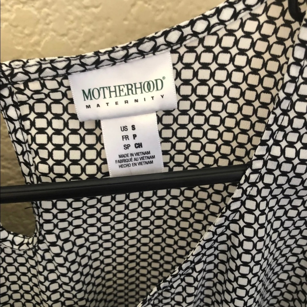 Maternity top bundle - Picture 5 of 5